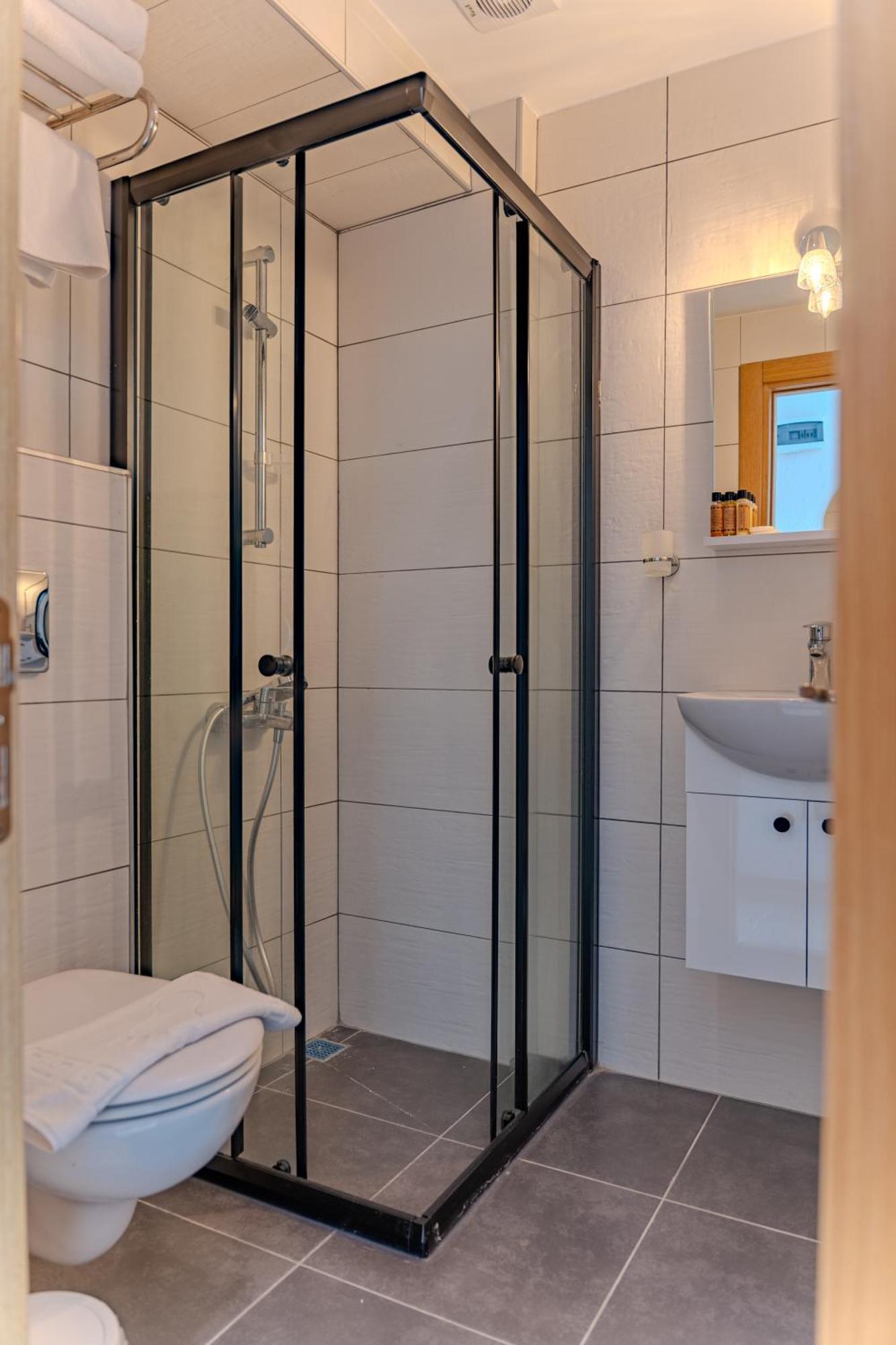 Mia Hill Suites Bodrum Exteriör bild